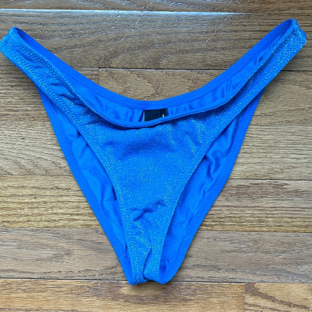 Triangl size medium metallic blue swim bottoms